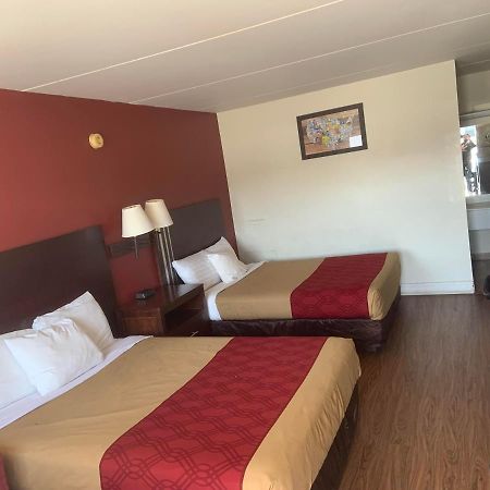 King'S Inn Motel Reading Bagian luar foto