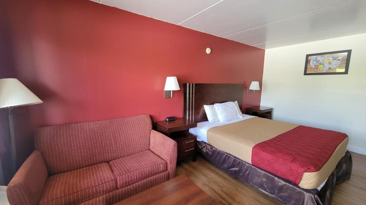 King'S Inn Motel Reading Bagian luar foto