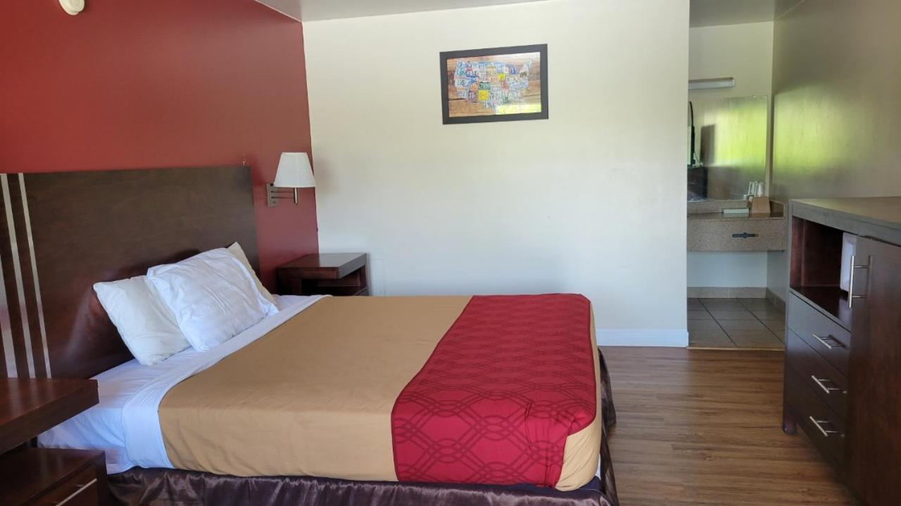 King'S Inn Motel Reading Bagian luar foto
