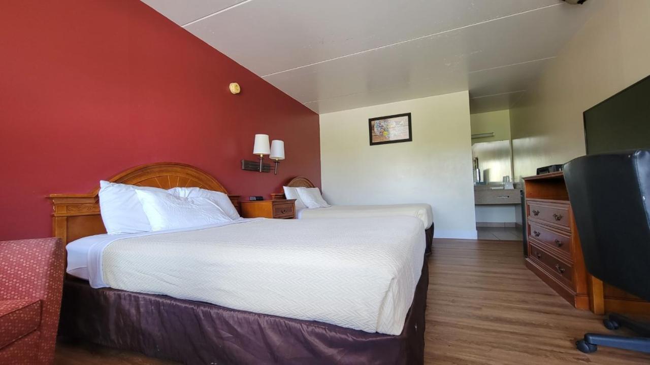 King'S Inn Motel Reading Bagian luar foto